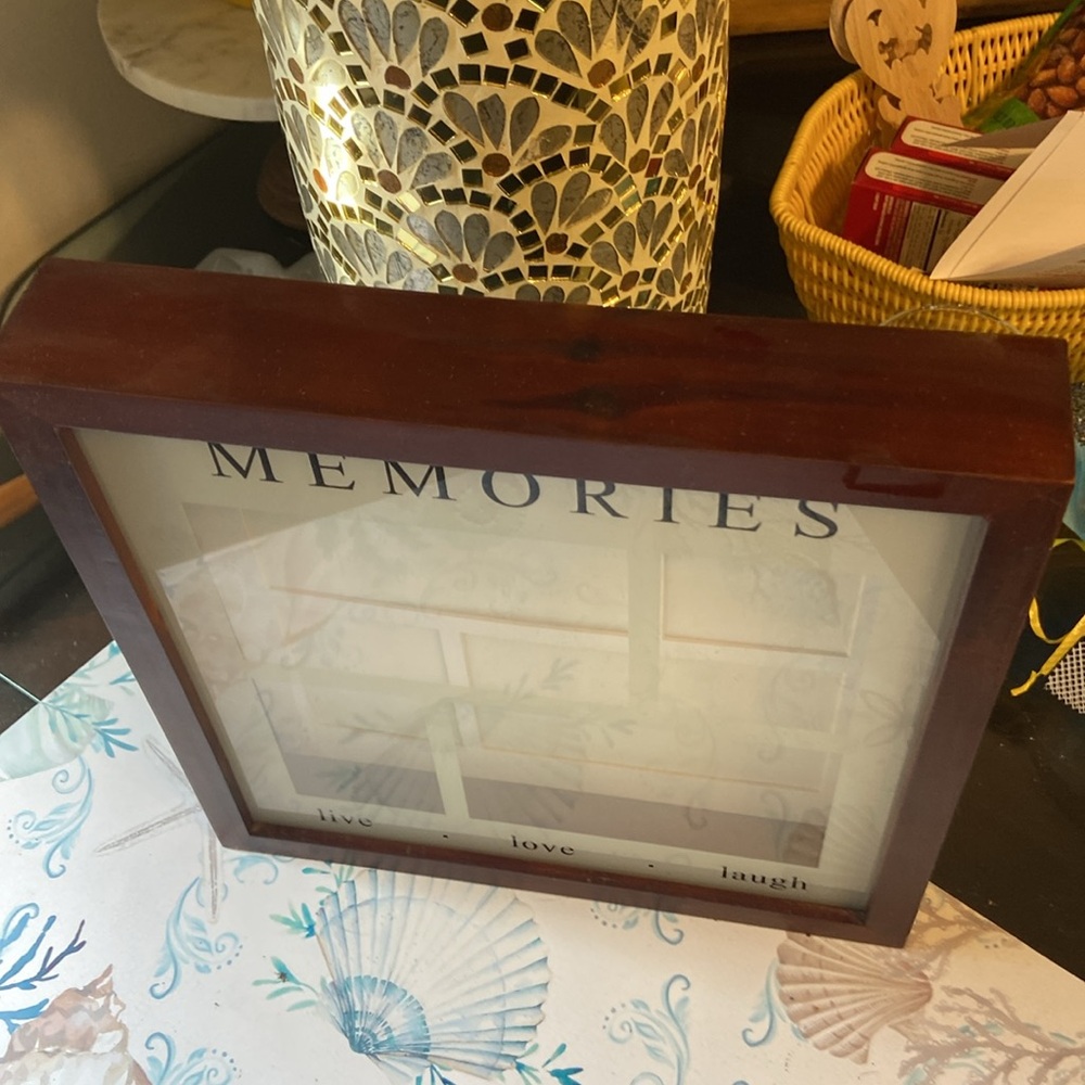 🤍 Memory Frame - Picture 4 of 7